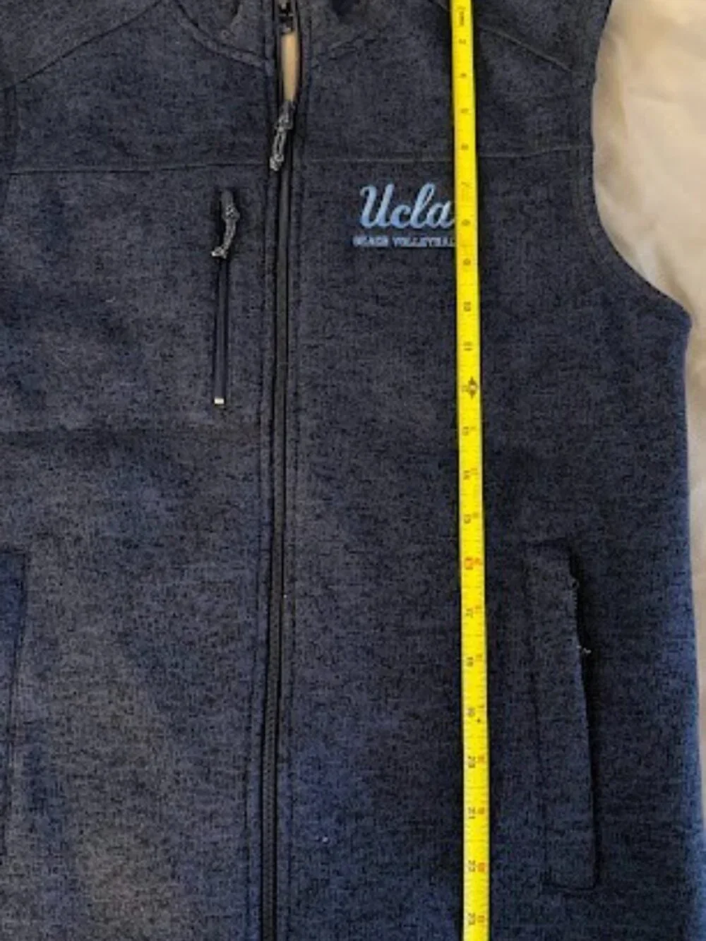 UCLA Simply Southern Vest Mens Small Blue Sleeveless Front Pockets Full Zip Out